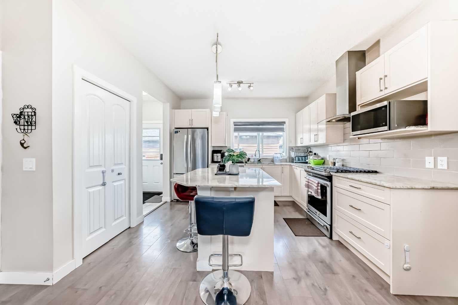 72 Cornerstone Avenue NE