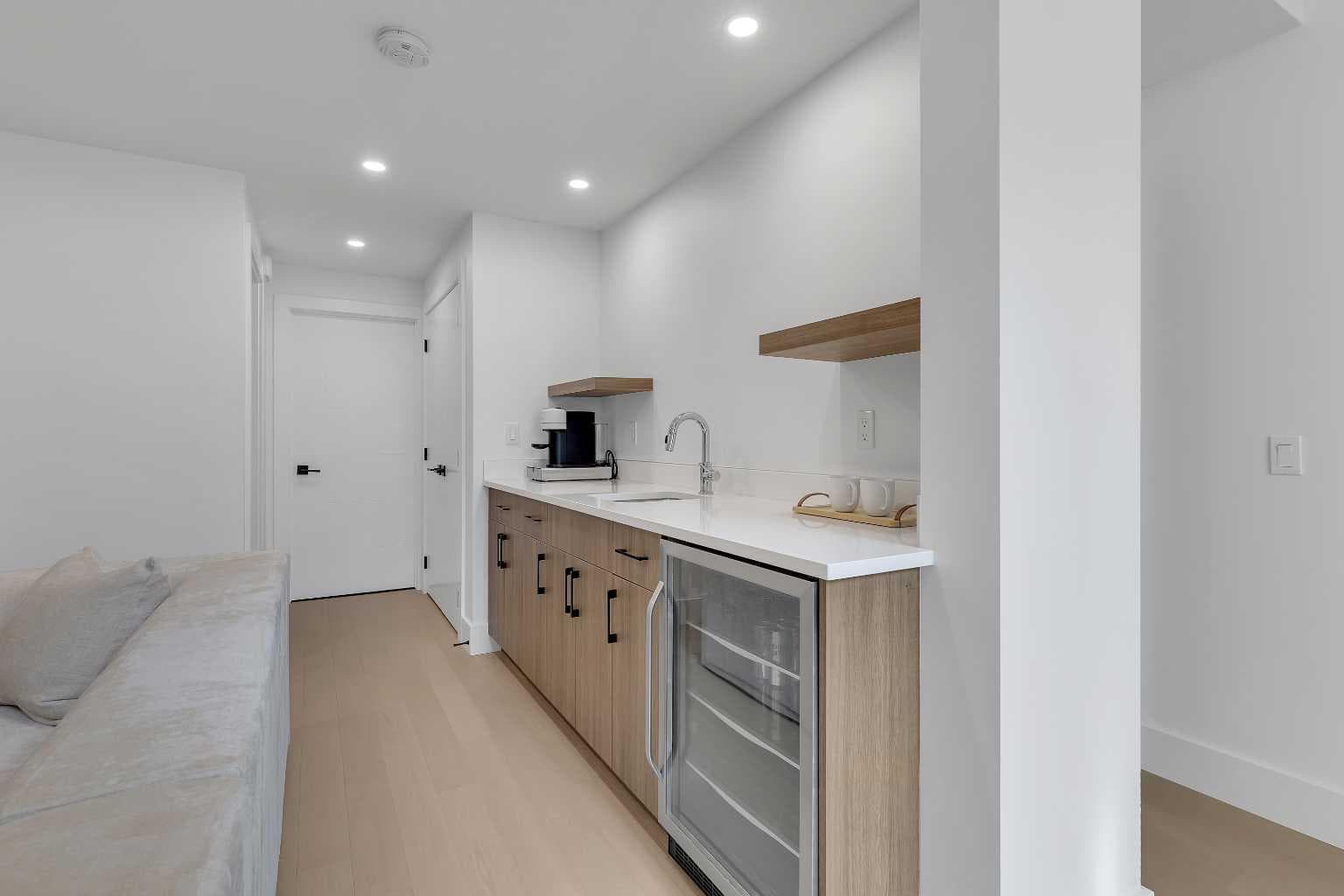 24 Alpine Common SW