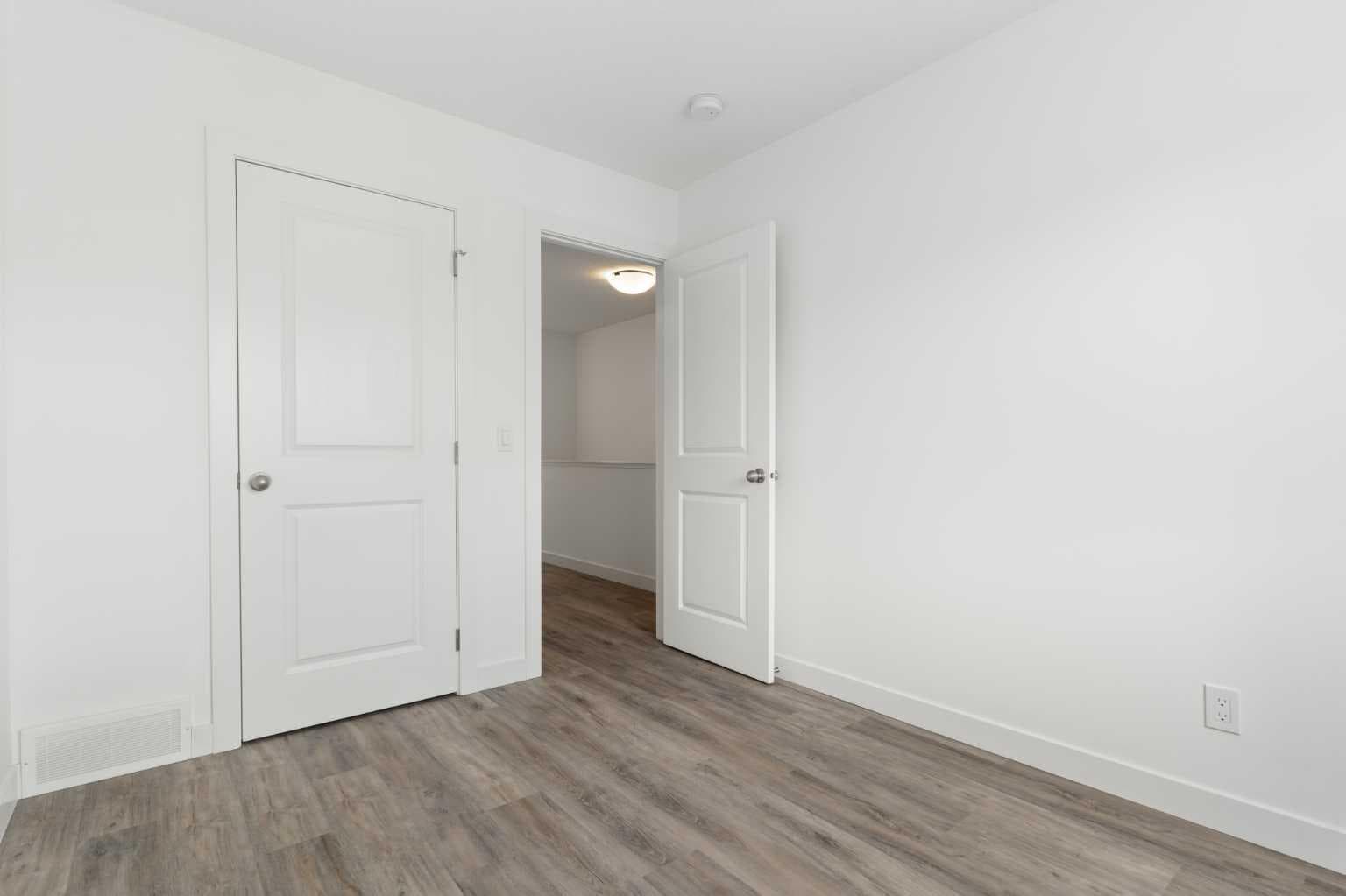 1701, 24 Rivercrest Drive 
