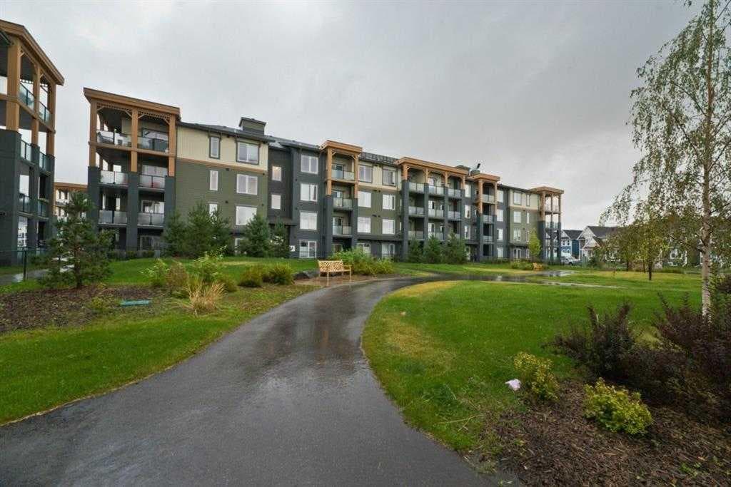 103, 150 Auburn Meadows Manor SE