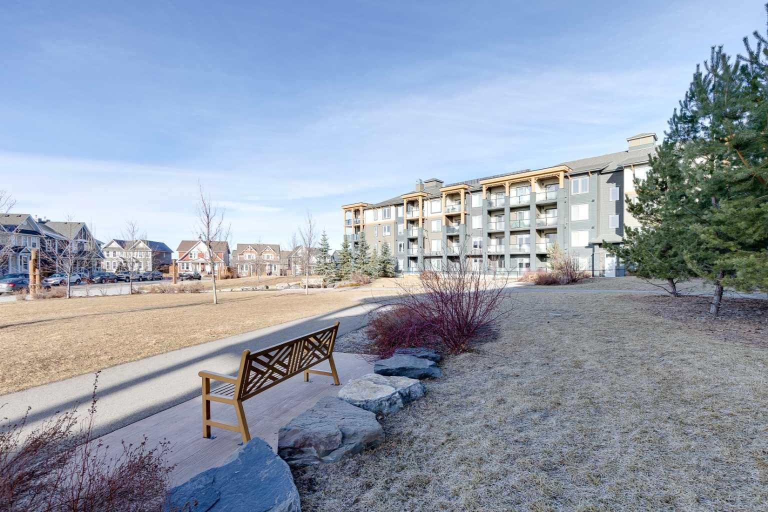 103, 150 Auburn Meadows Manor SE