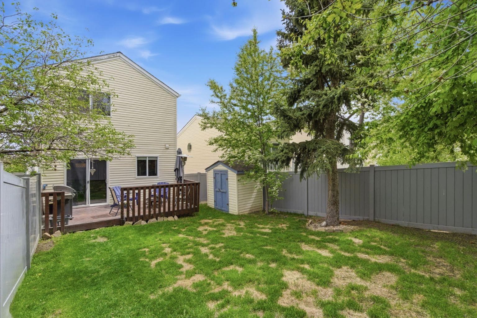 90 Coventry Lane NE