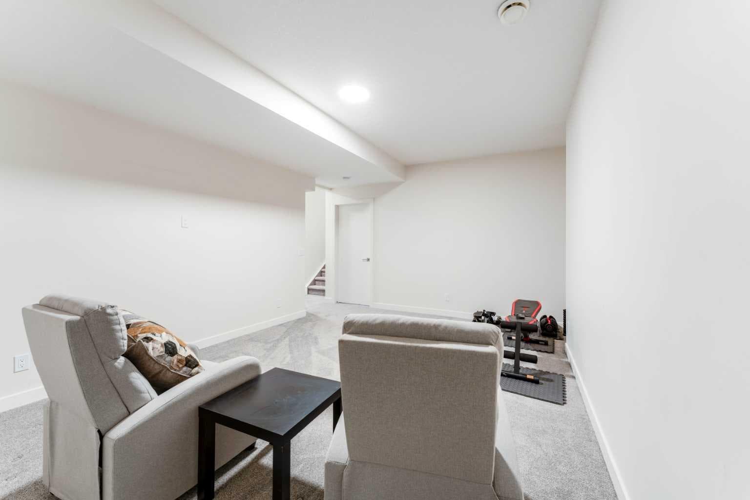64 Waterford Terrace 