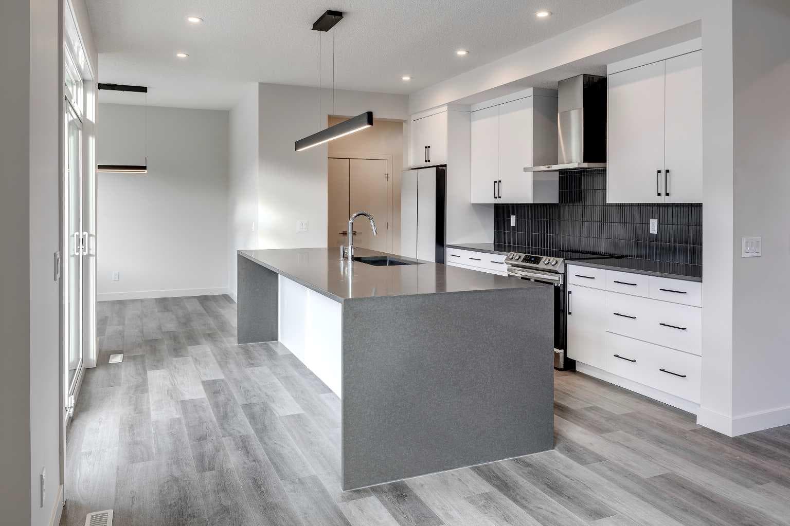 64 Waterford Terrace 