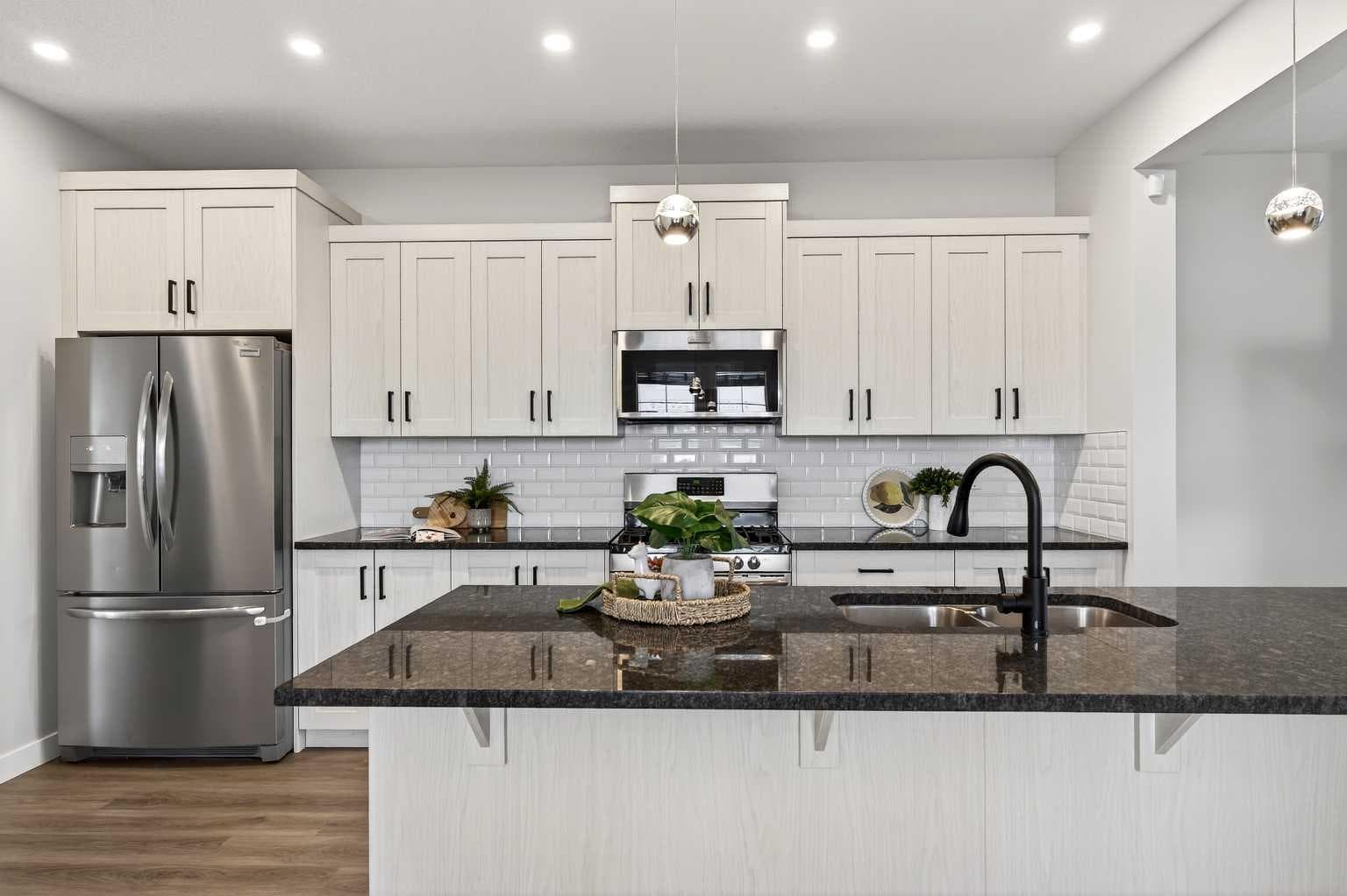 401 South Point Glen SW