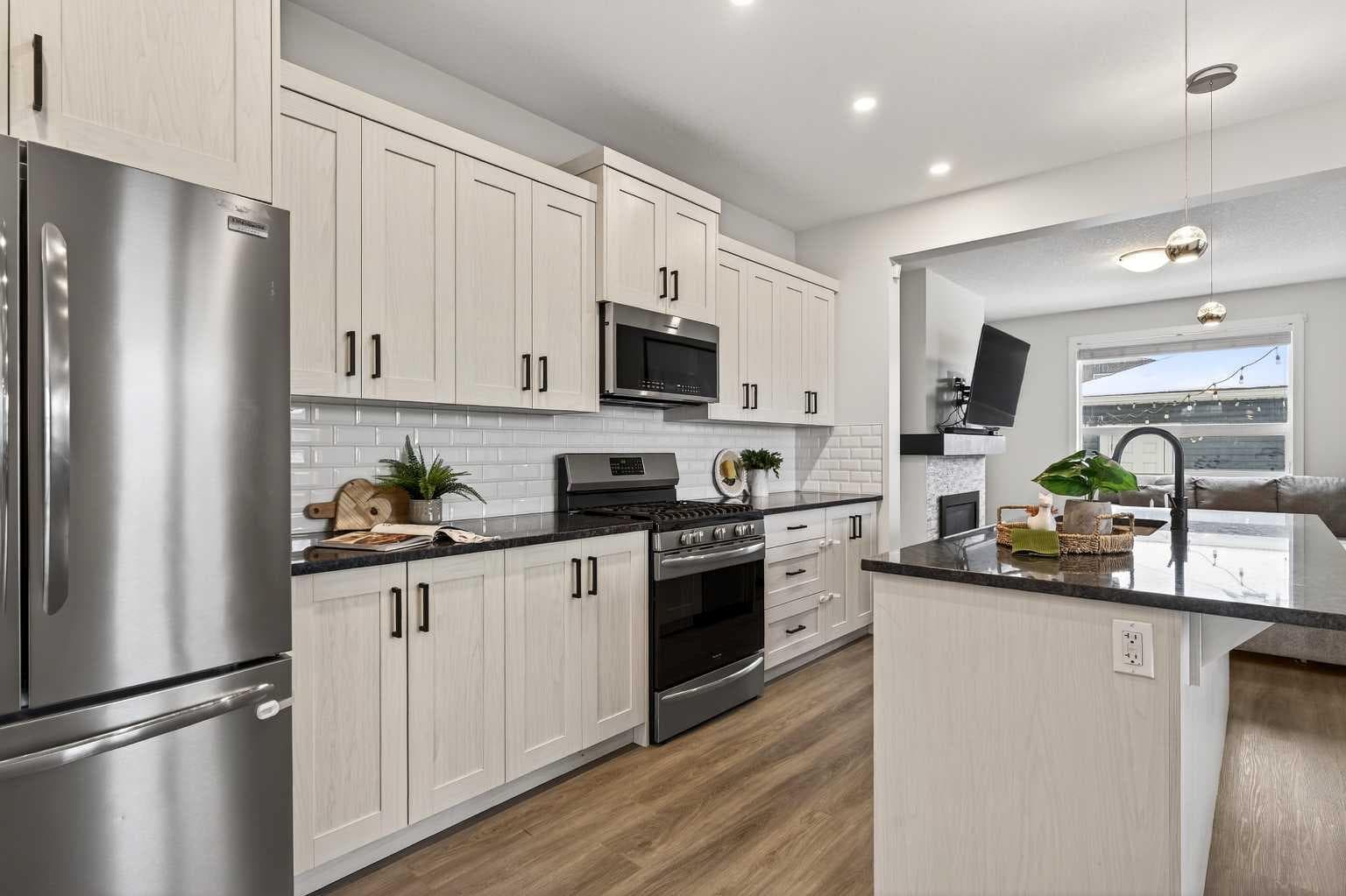 401 South Point Glen SW