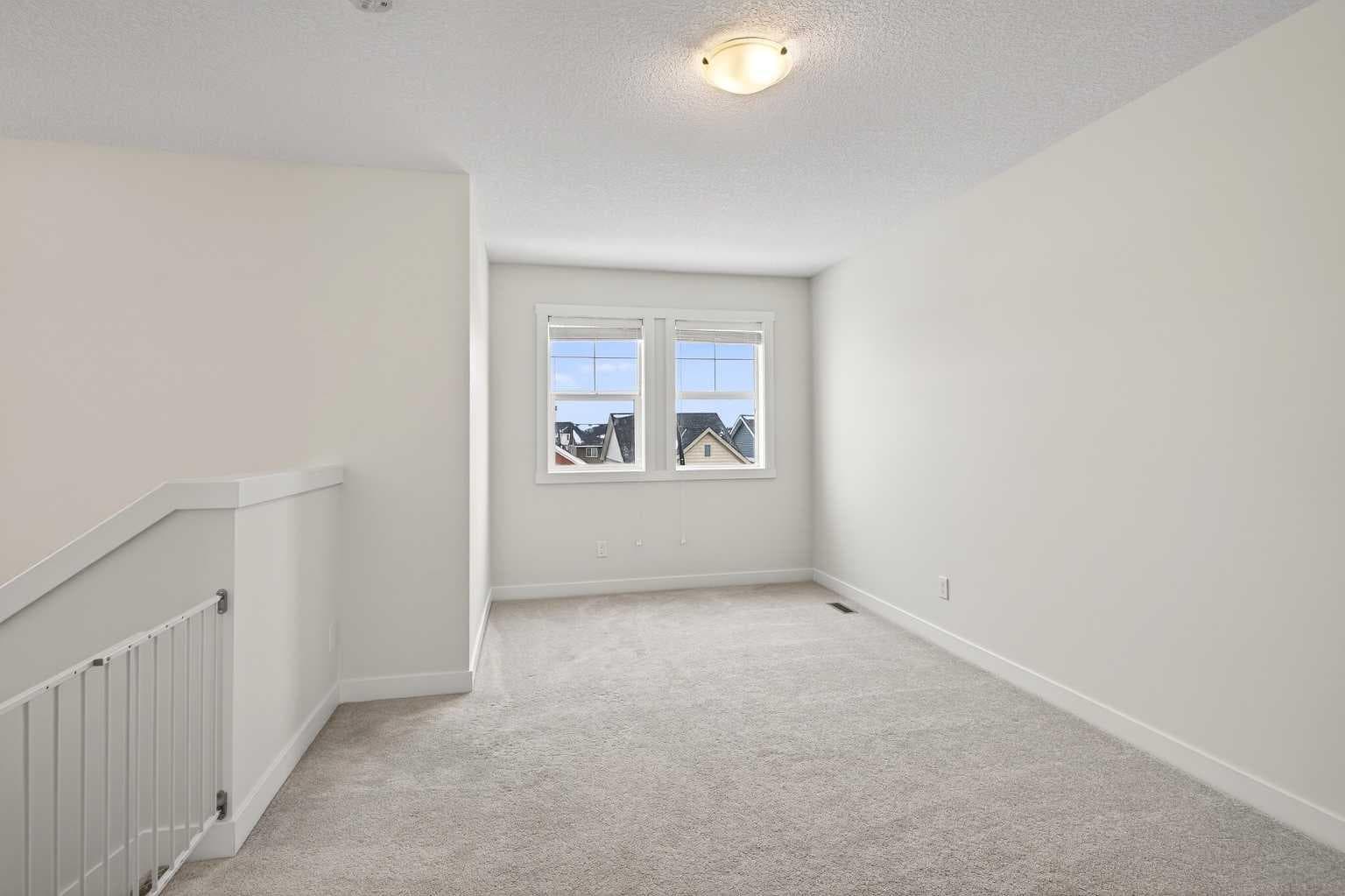401 South Point Glen SW