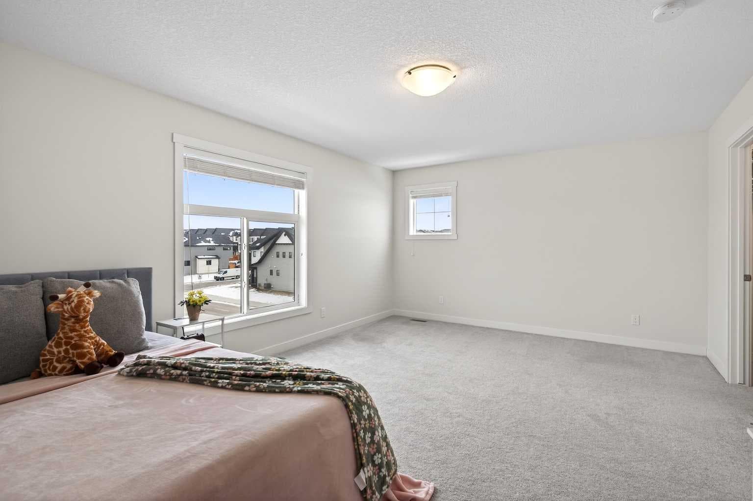 401 South Point Glen SW
