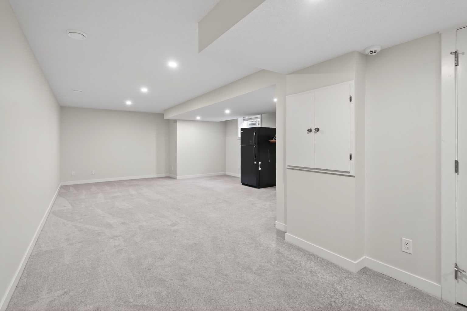 401 South Point Glen SW