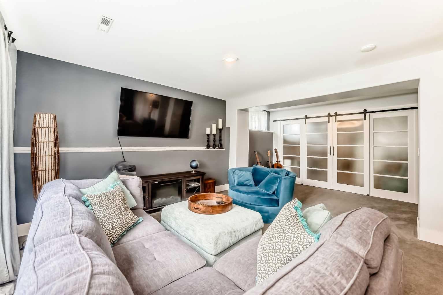 37 LAKESIDE GREENS Close 