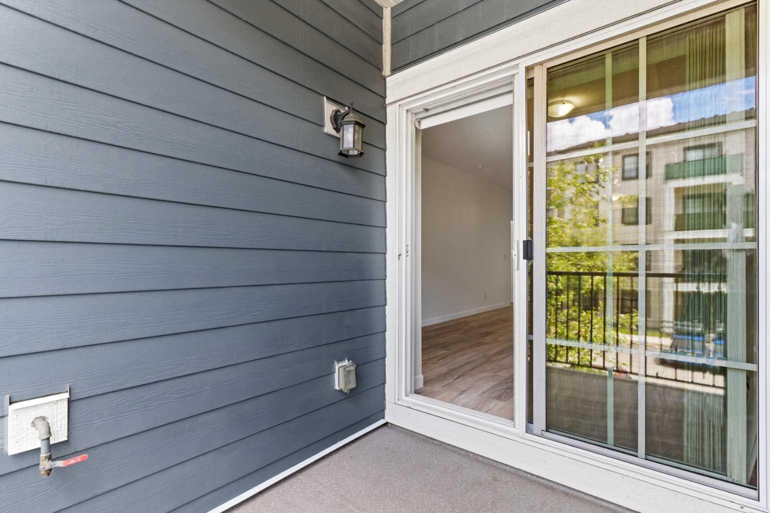 1205, 215 Legacy Boulevard SE