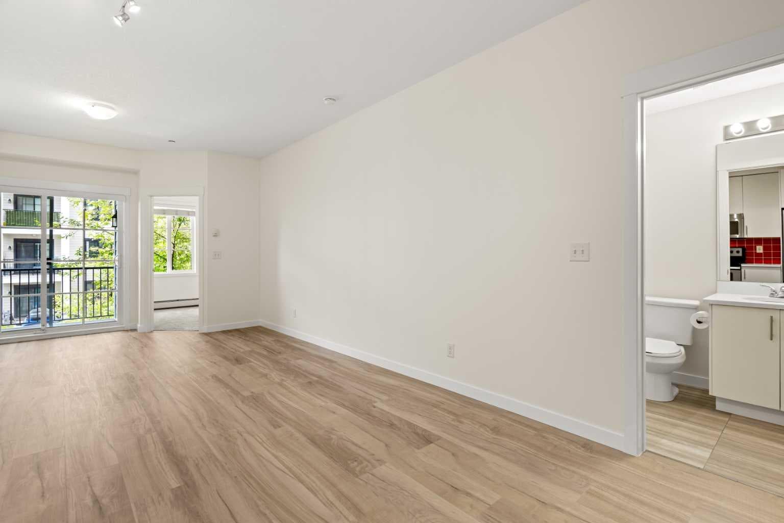 1205, 215 Legacy Boulevard SE