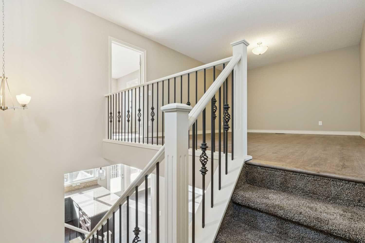 33 Sundown Grove 