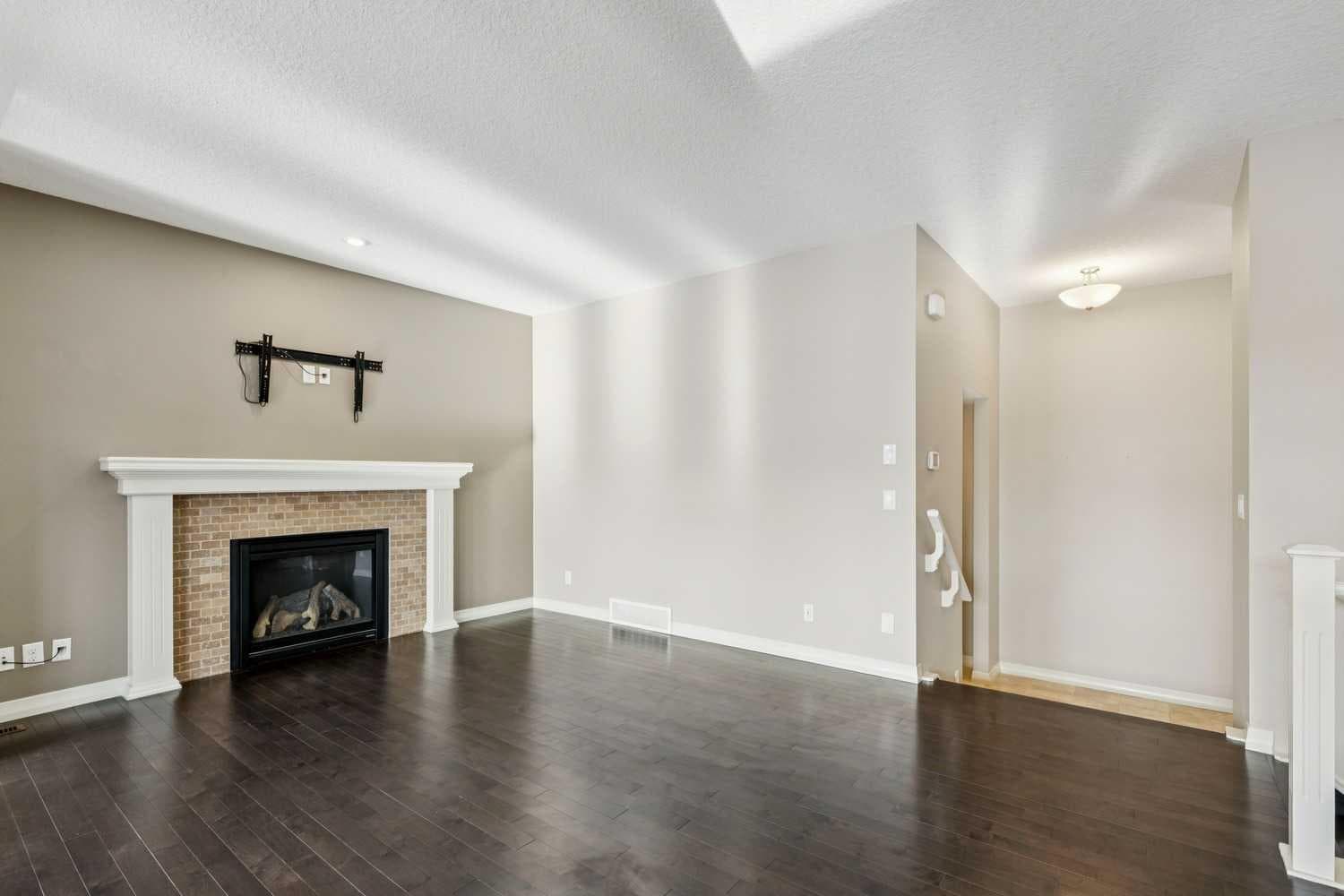 33 Sundown Grove 