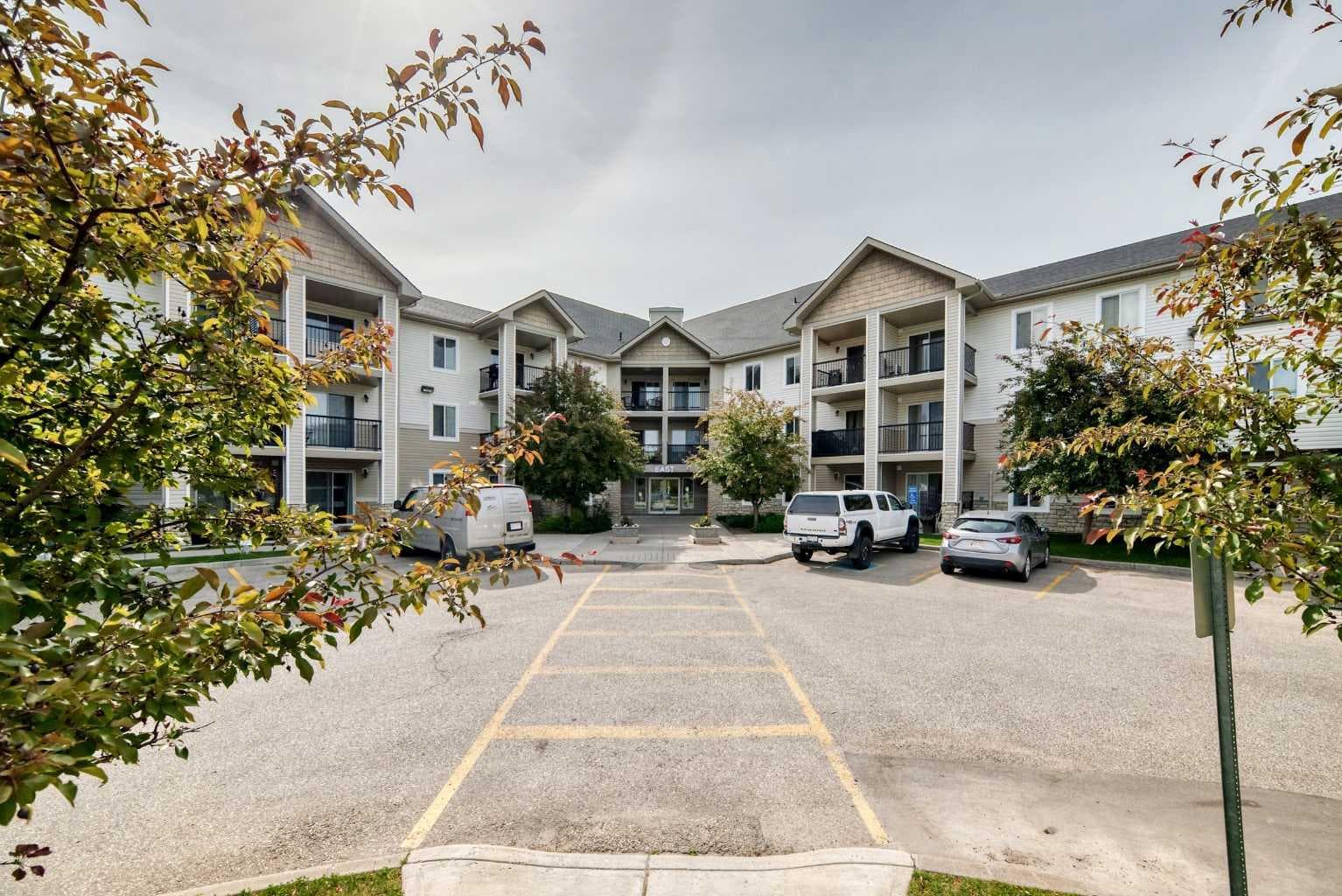 1139, 2395 Eversyde Avenue SW