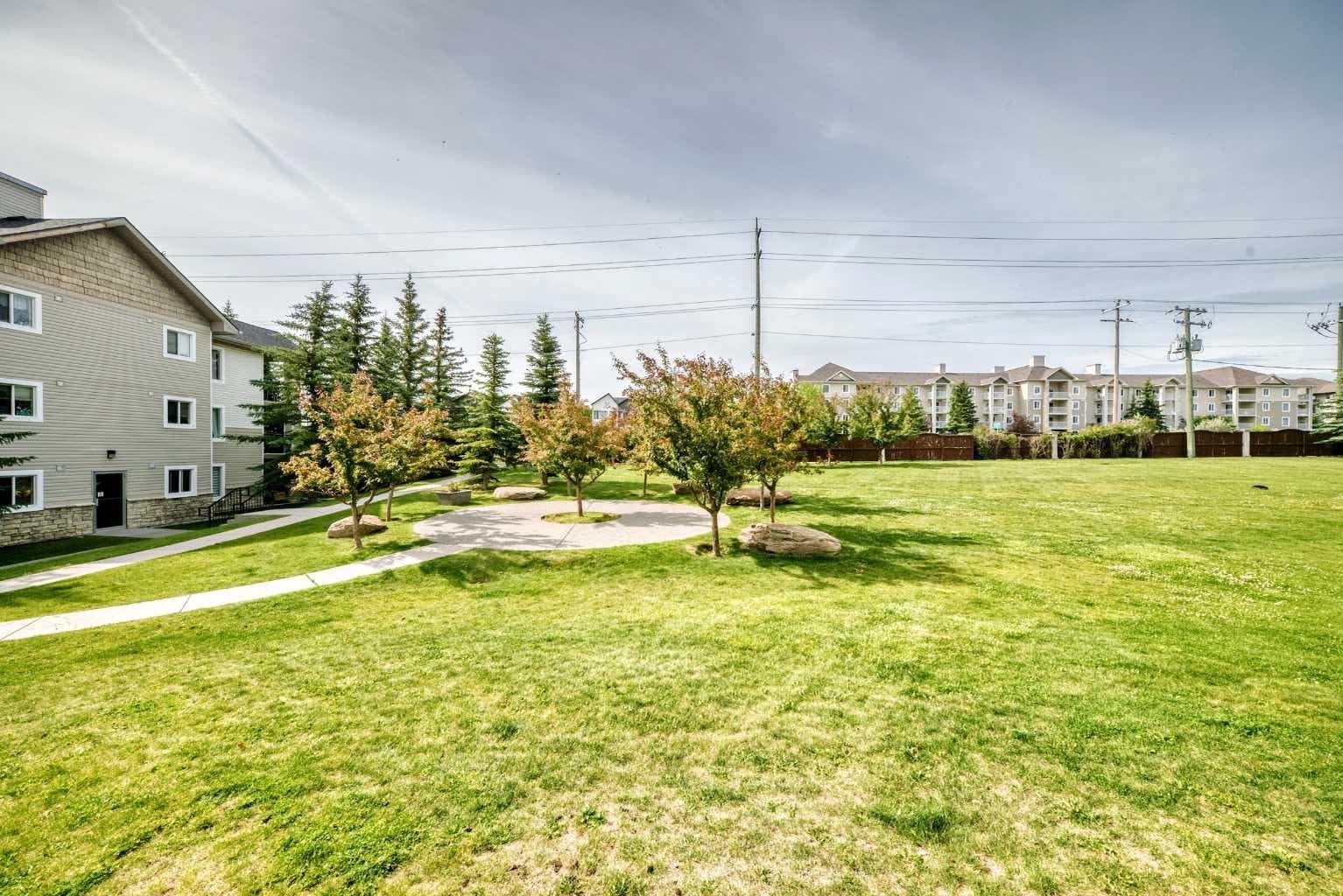 1139, 2395 Eversyde Avenue SW