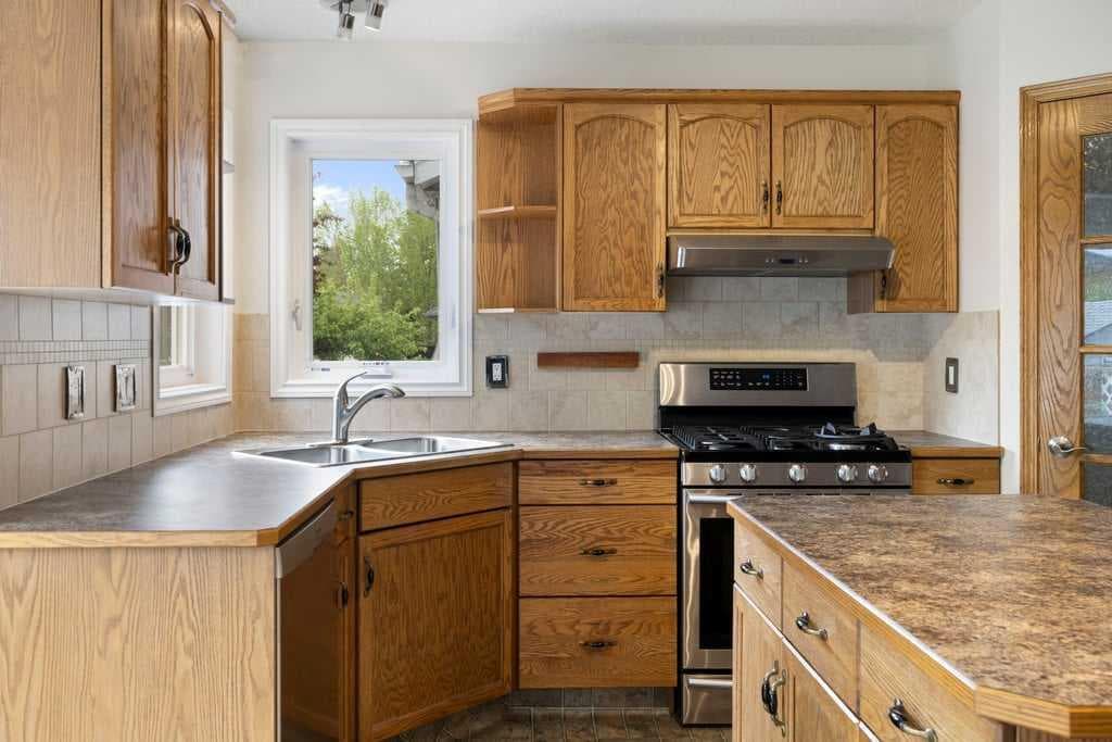 439 Douglas Woods Drive SE