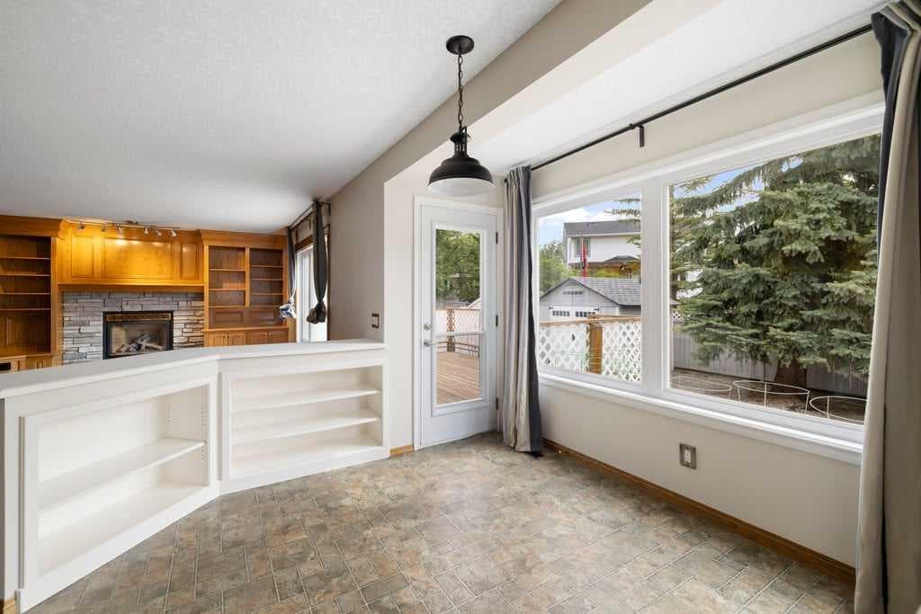 439 Douglas Woods Drive SE