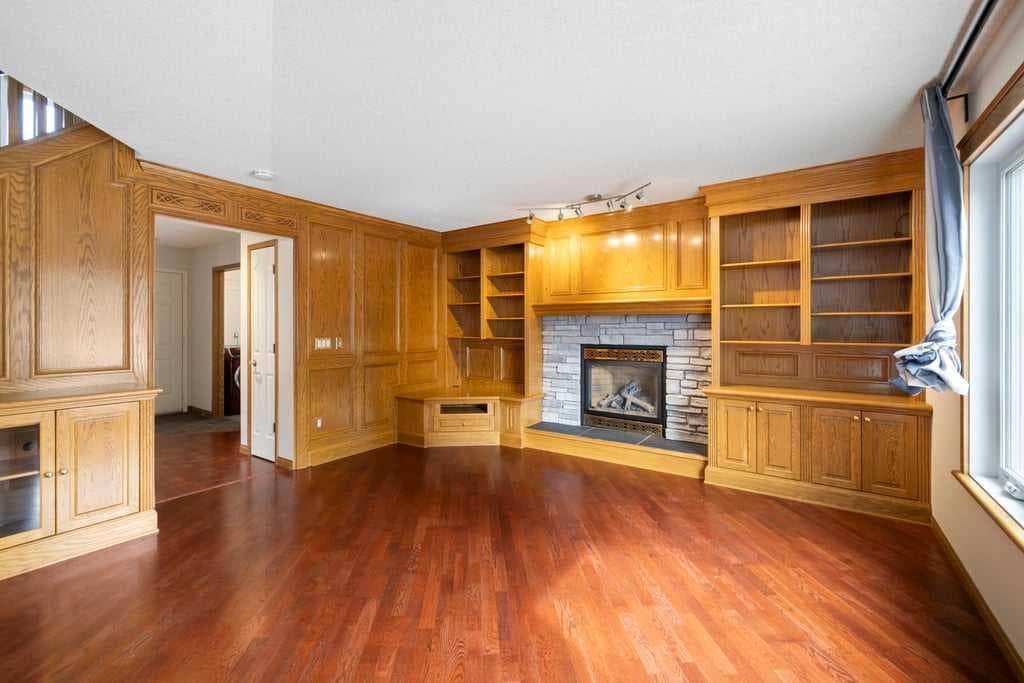 439 Douglas Woods Drive SE