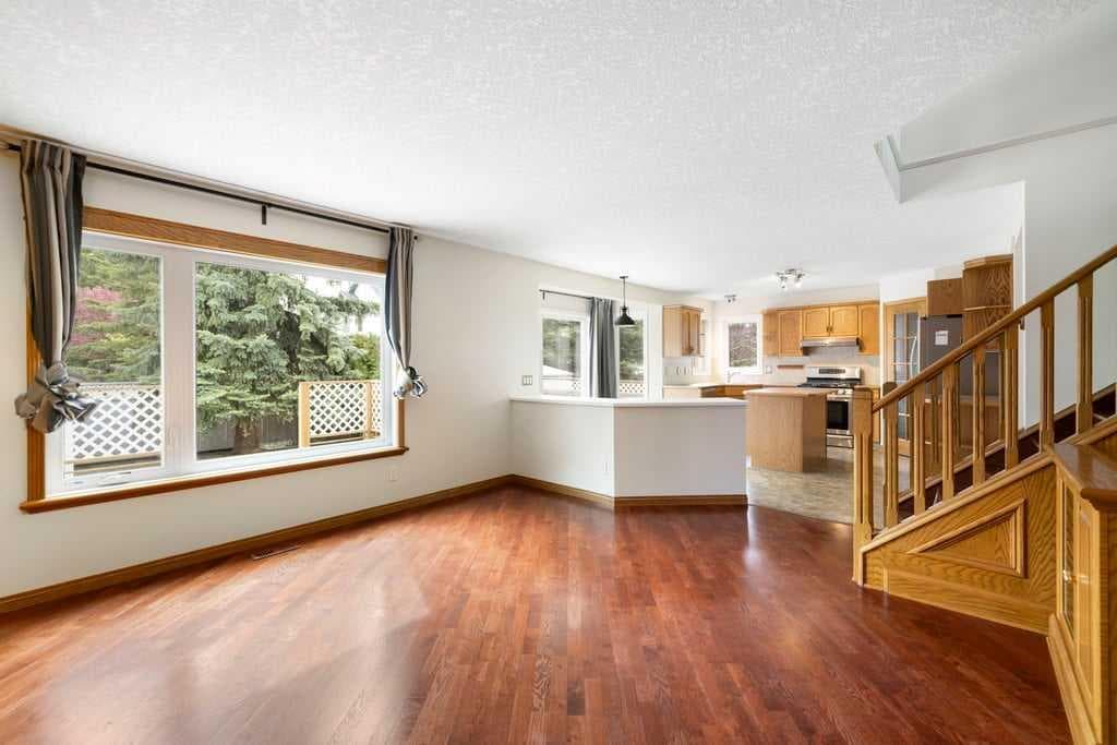 439 Douglas Woods Drive SE