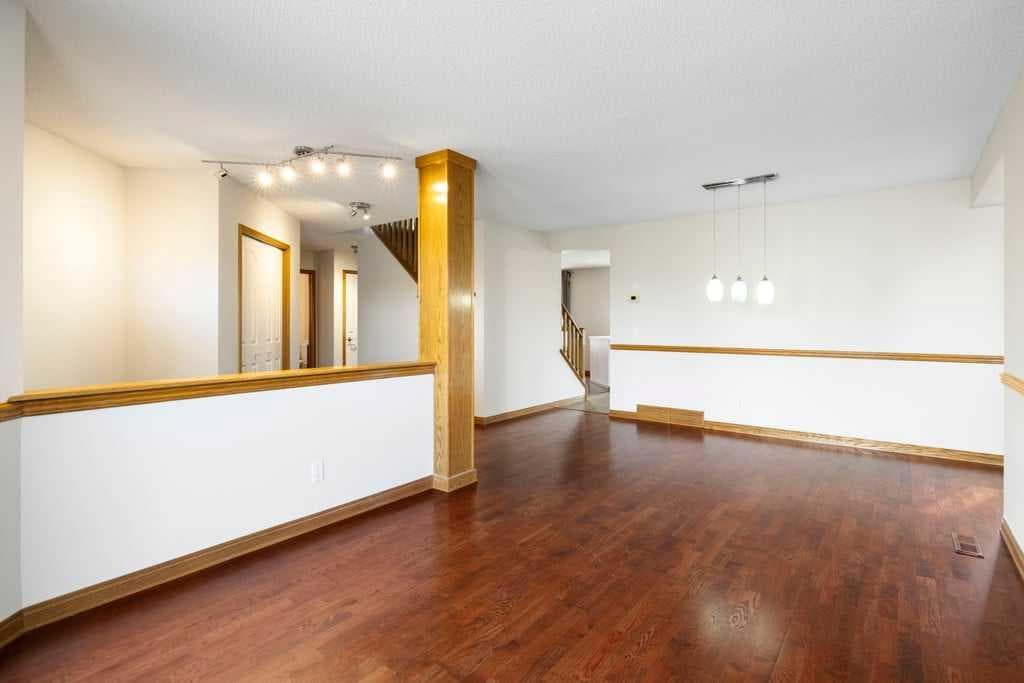 439 Douglas Woods Drive SE
