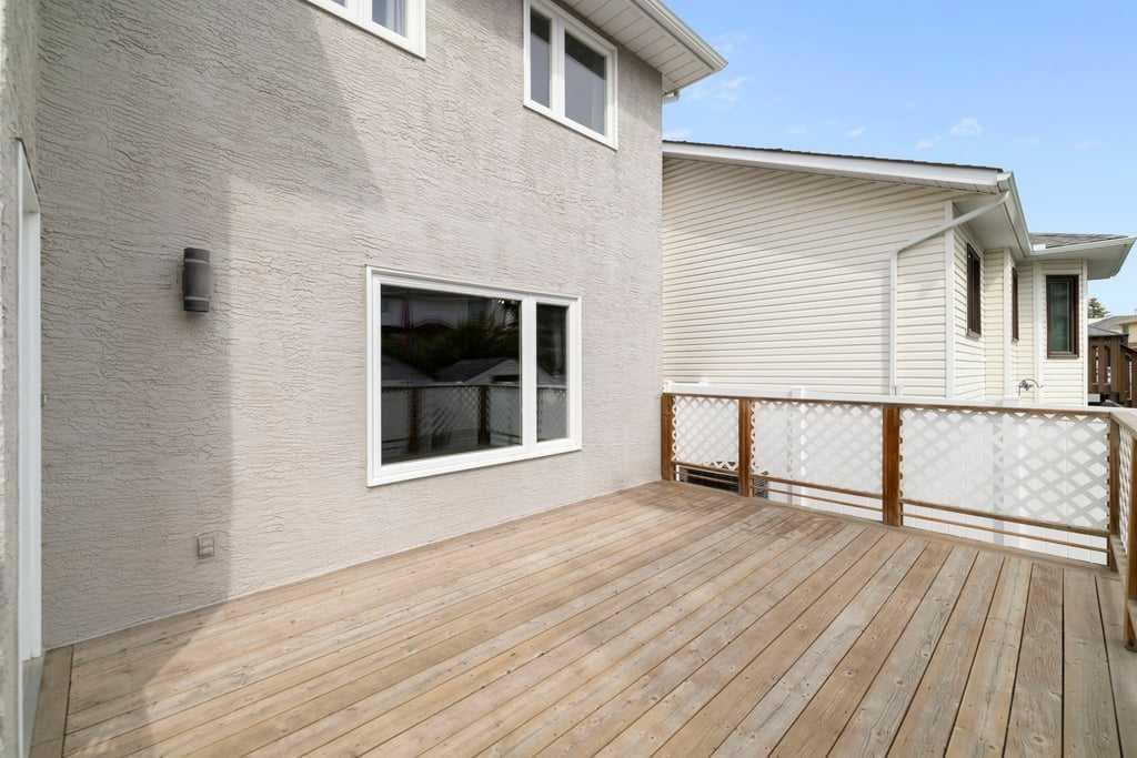 439 Douglas Woods Drive SE