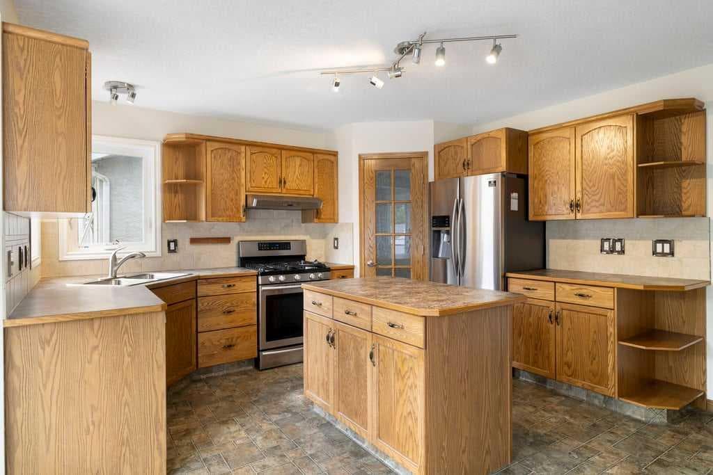 439 Douglas Woods Drive SE