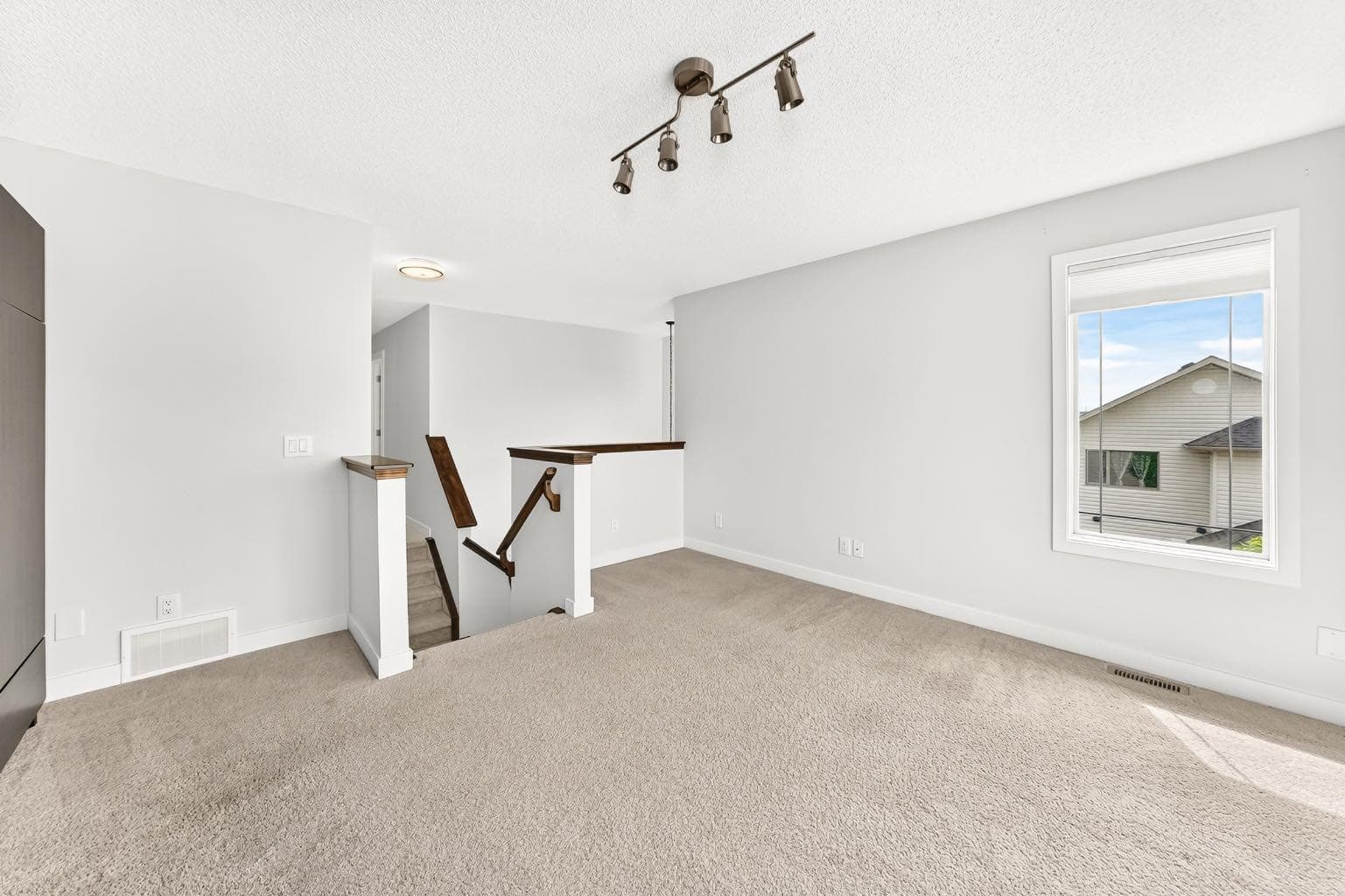 799 Tuscany Drive NW