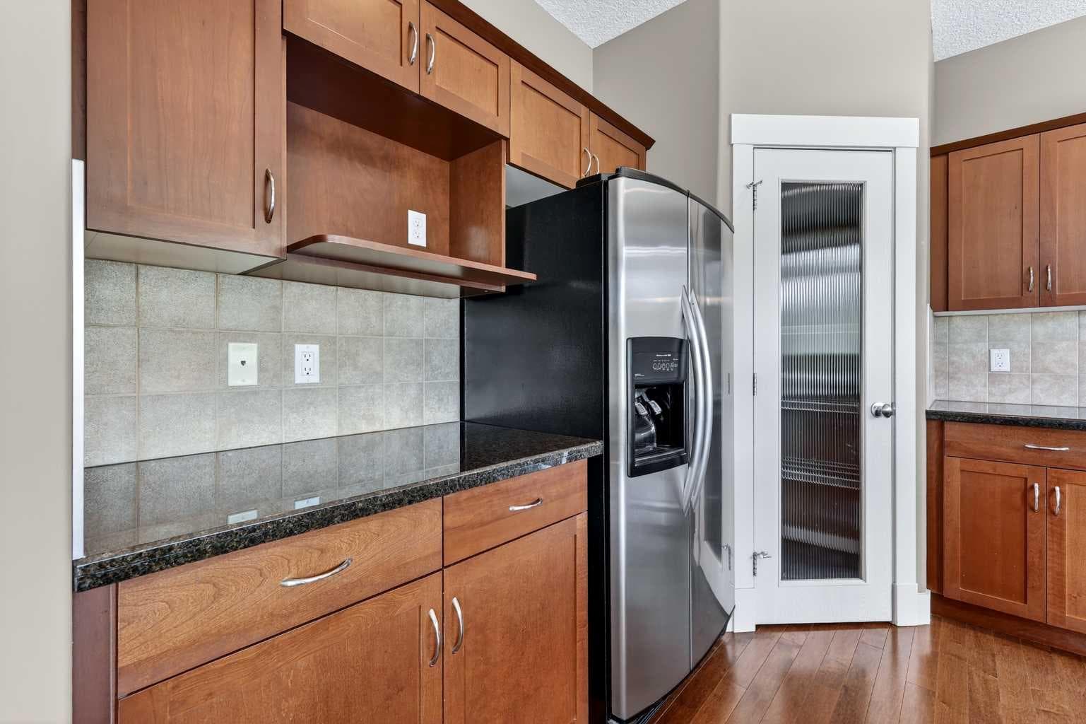 337 Discovery Ridge Boulevard SW