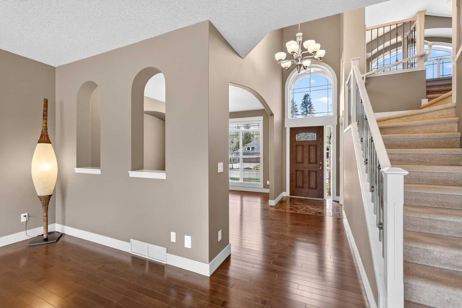 337 Discovery Ridge Boulevard SW