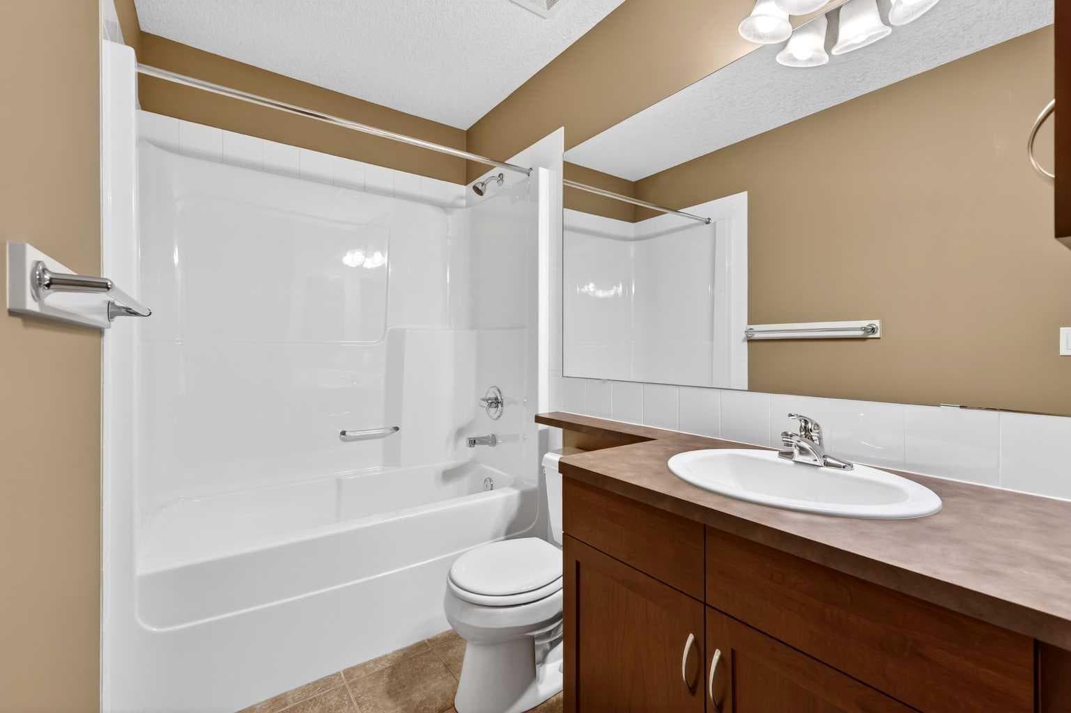 337 Discovery Ridge Boulevard SW