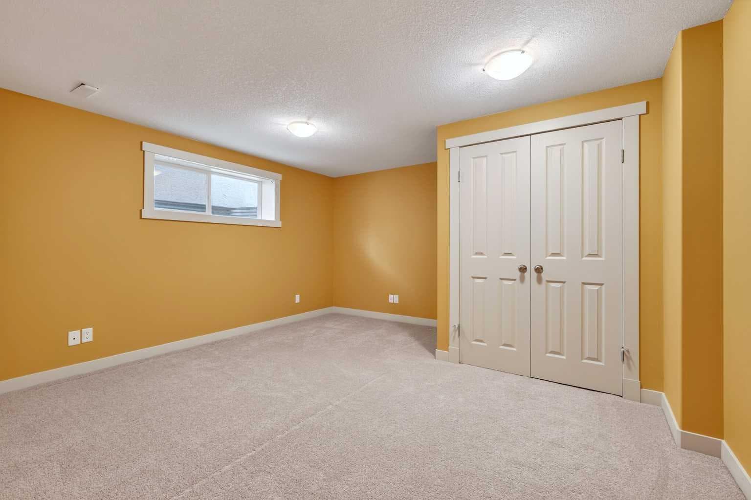 337 Discovery Ridge Boulevard SW