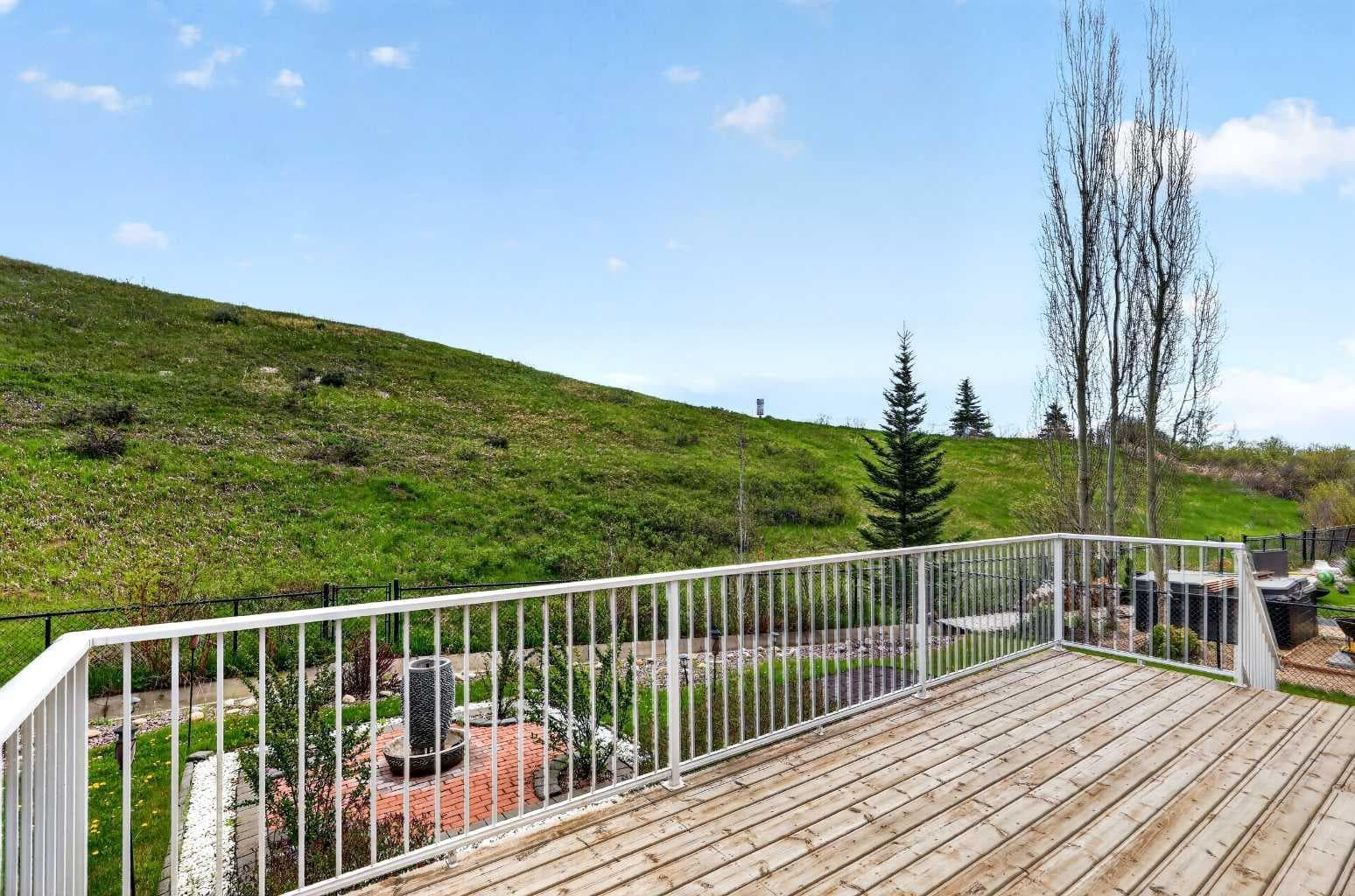 337 Discovery Ridge Boulevard SW