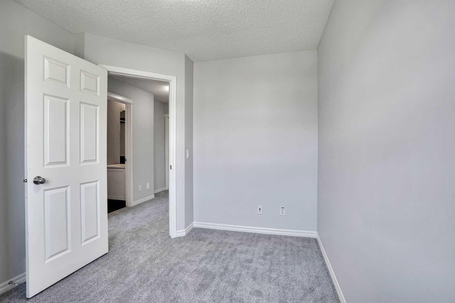 173 Skyview Springs Crescent NE
