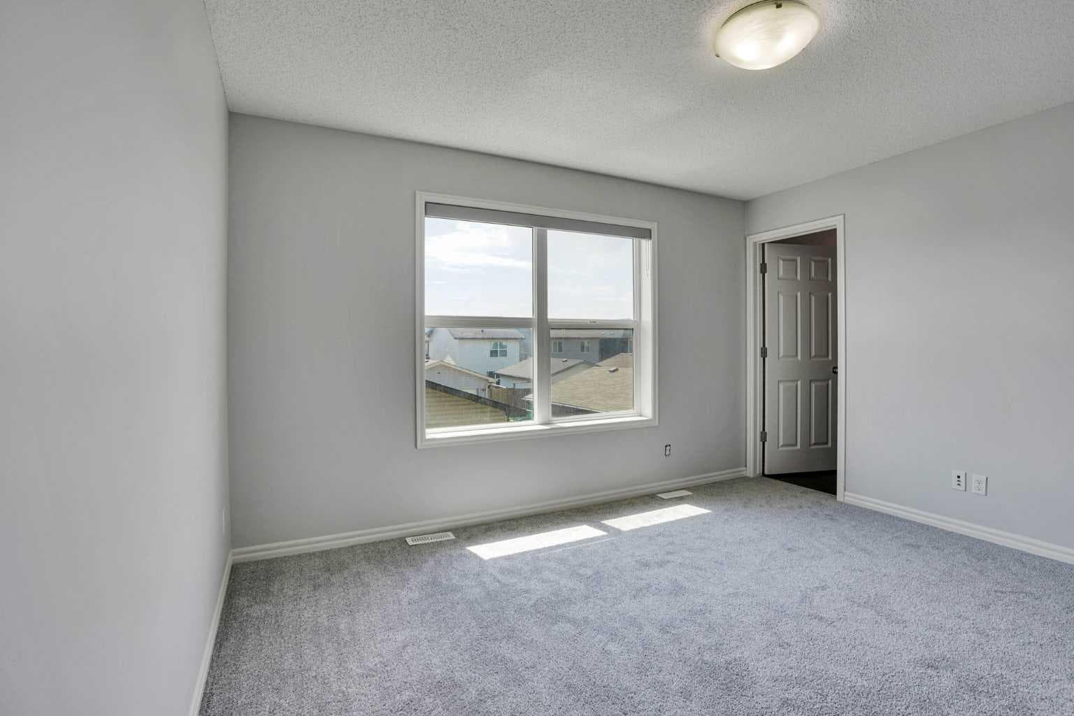173 Skyview Springs Crescent NE
