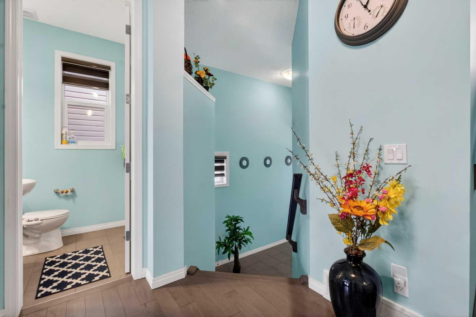 45 Cityscape View NE