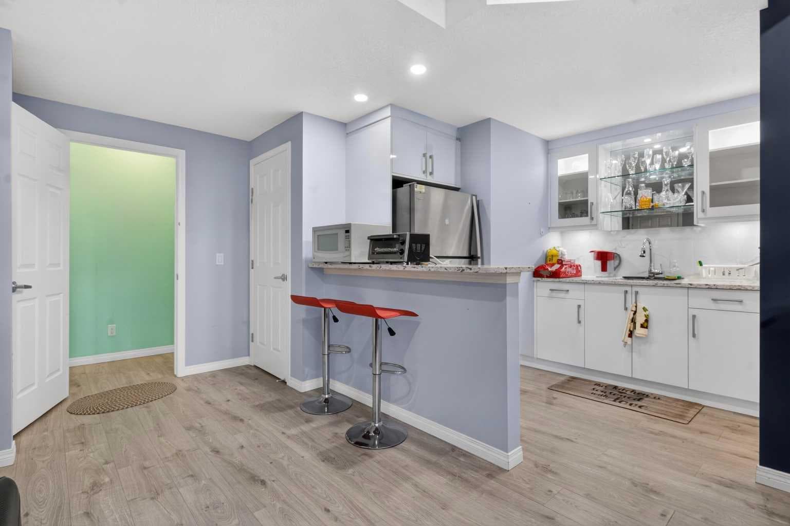 45 Cityscape View NE