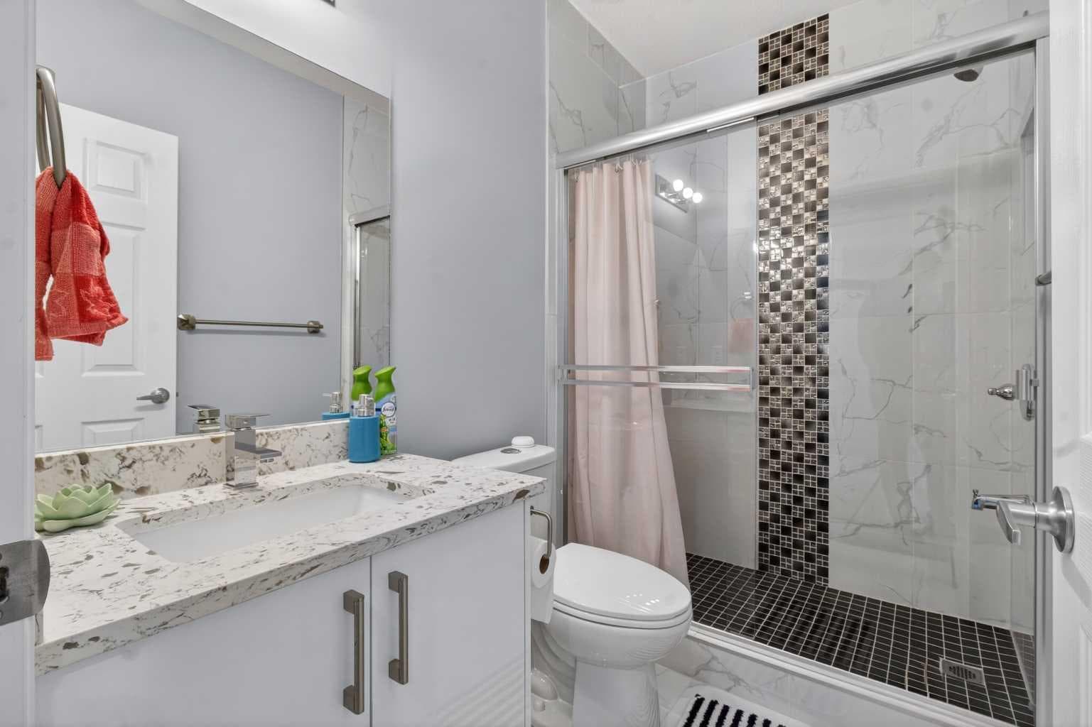 45 Cityscape View NE