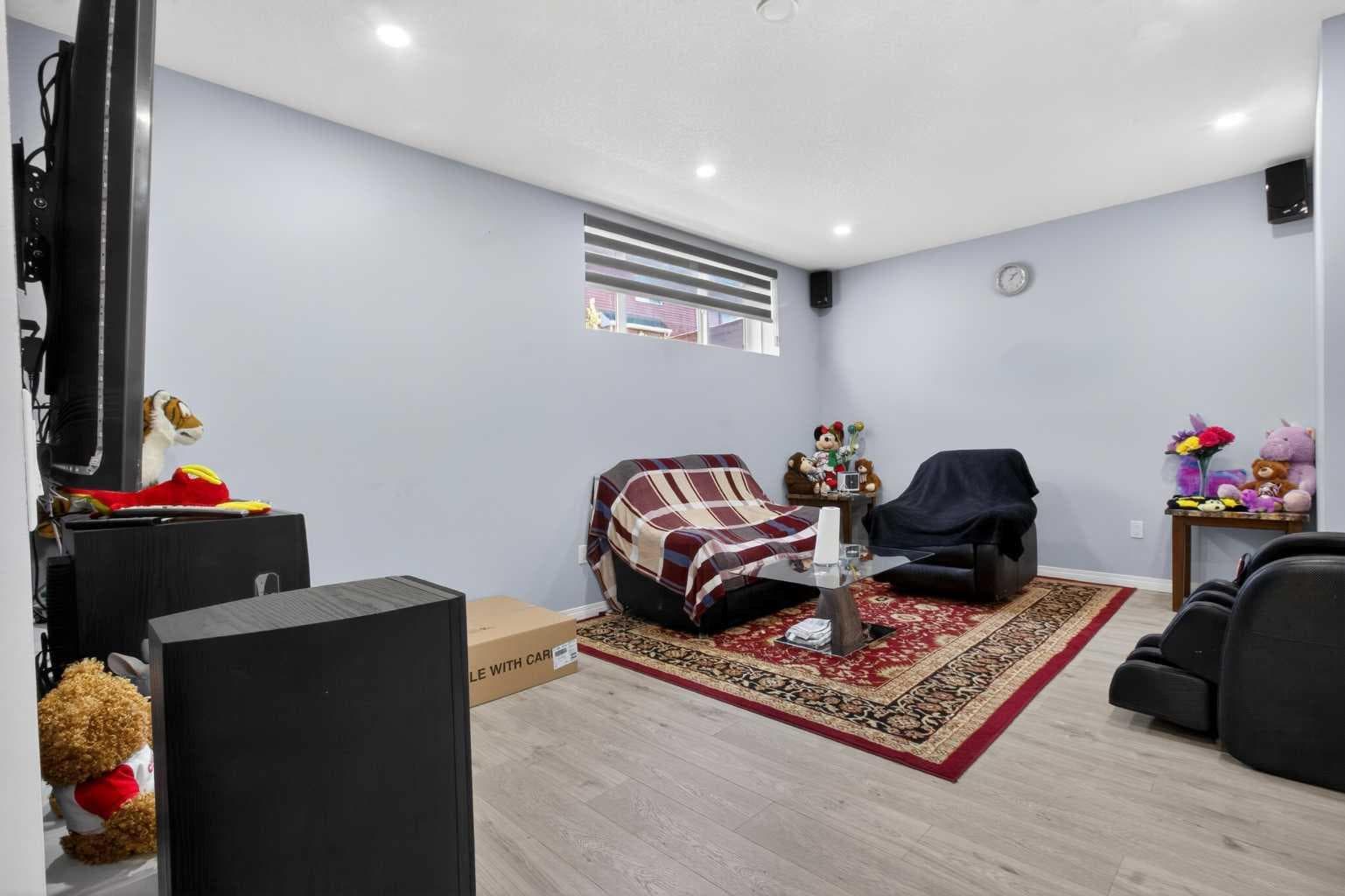 45 Cityscape View NE