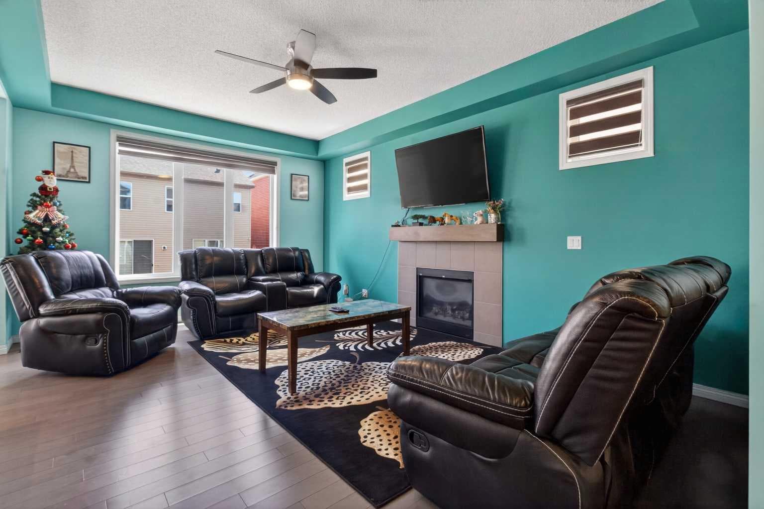 45 Cityscape View NE