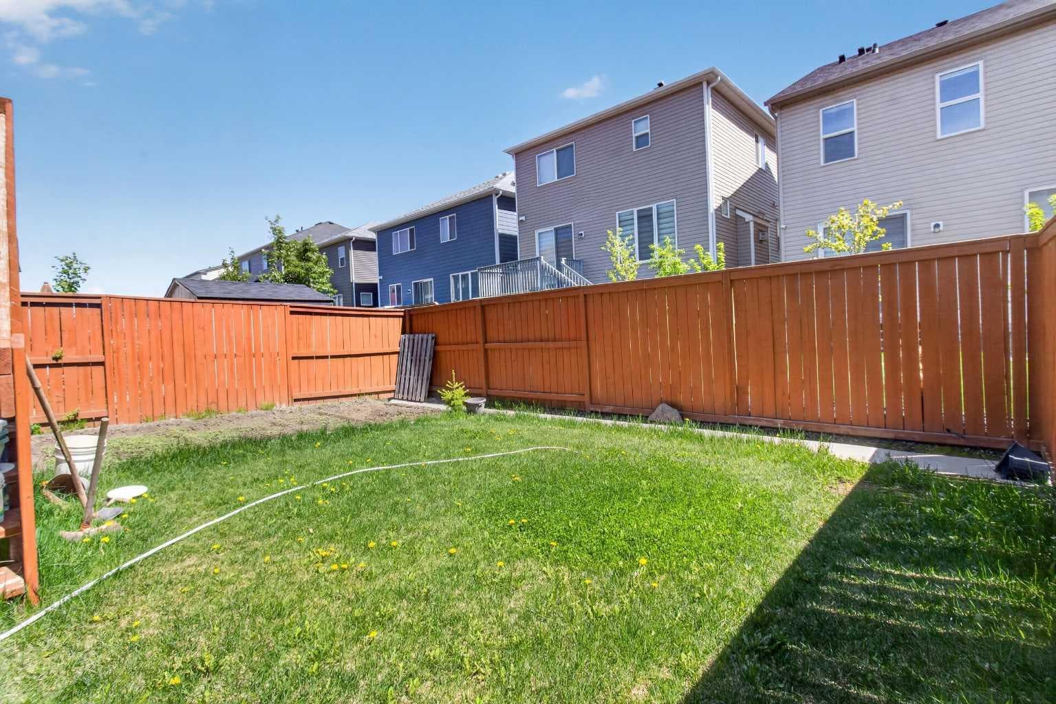 45 Cityscape View NE