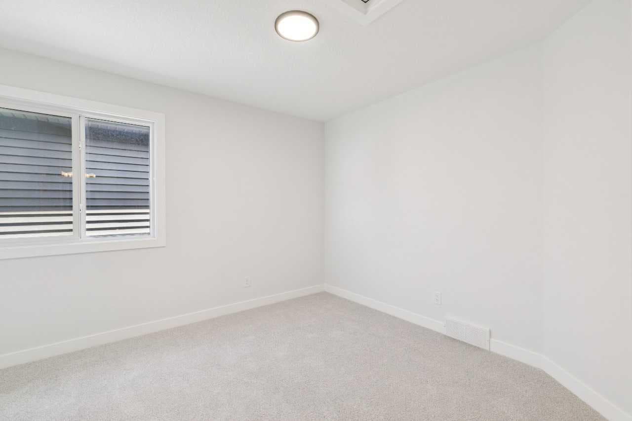 65 Sora Gardens SE