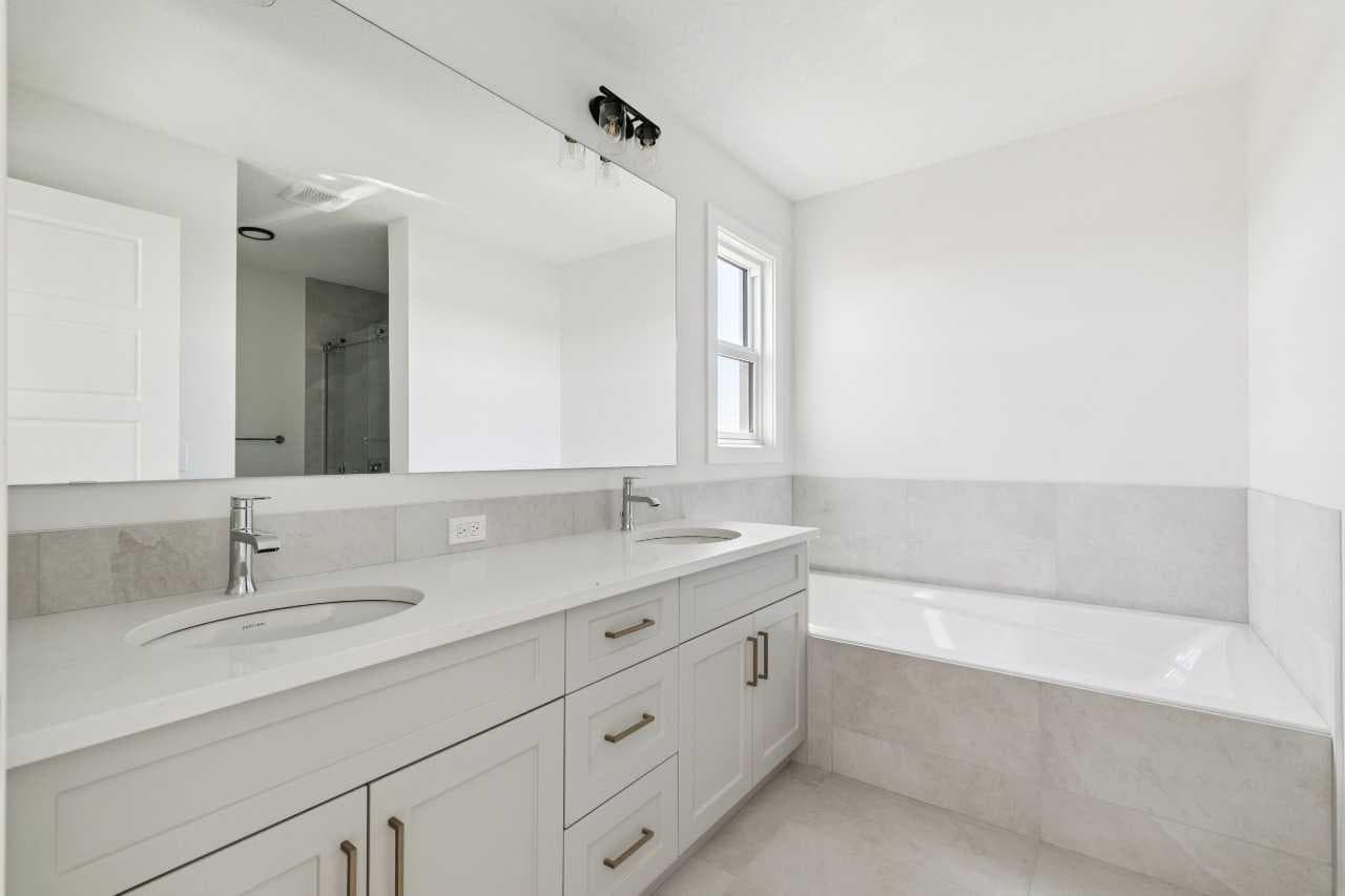 65 Sora Gardens SE
