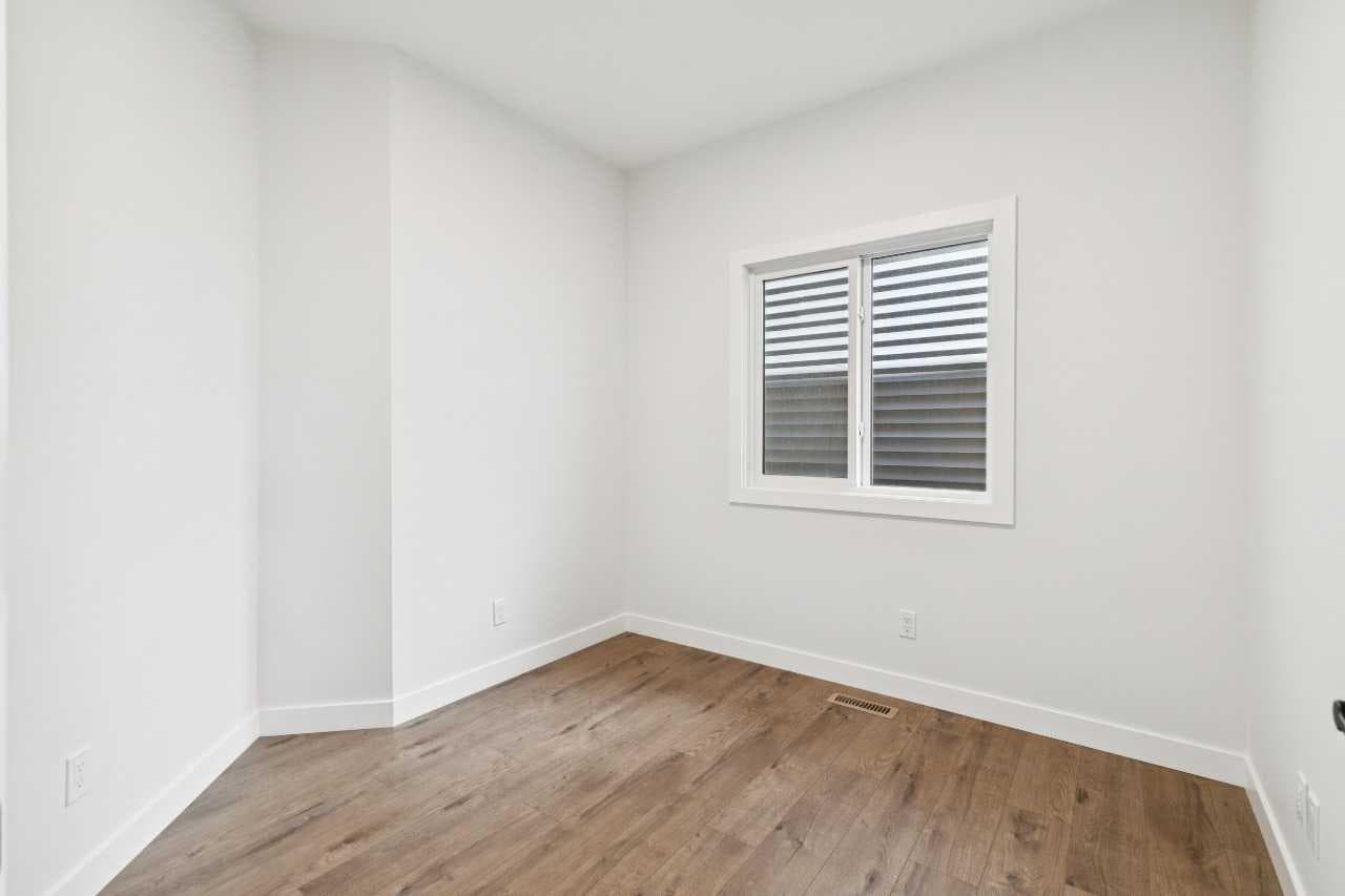 65 Sora Gardens SE