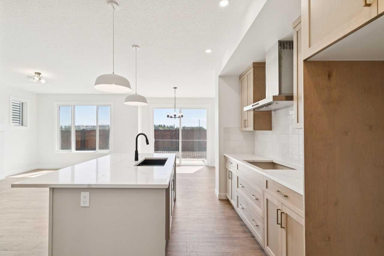 65 Sora Gardens SE