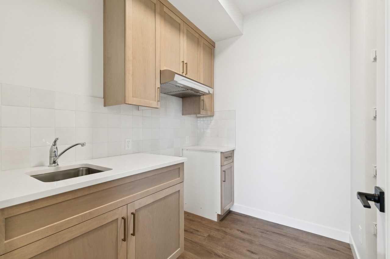 65 Sora Gardens SE