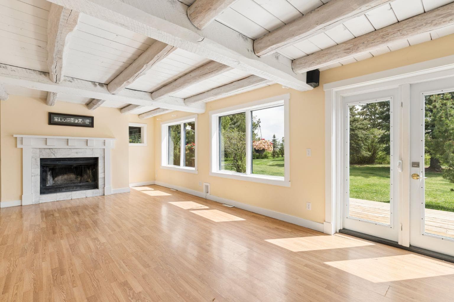261074 Township Road 262  