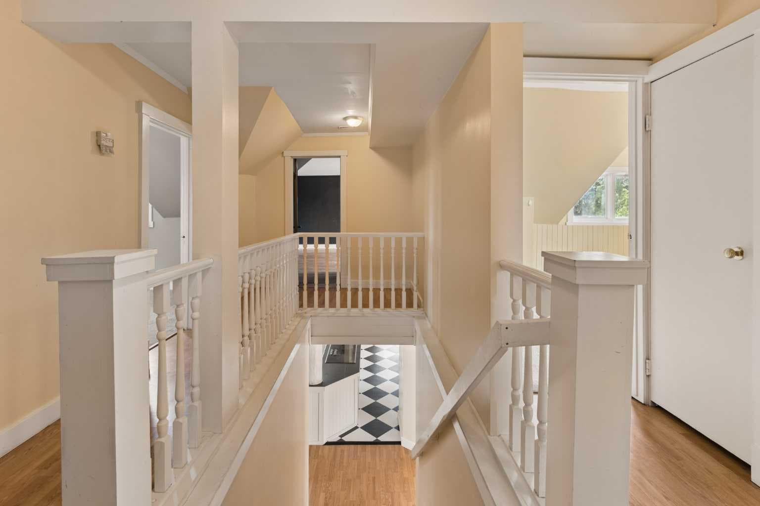 261074 Township Road 262  