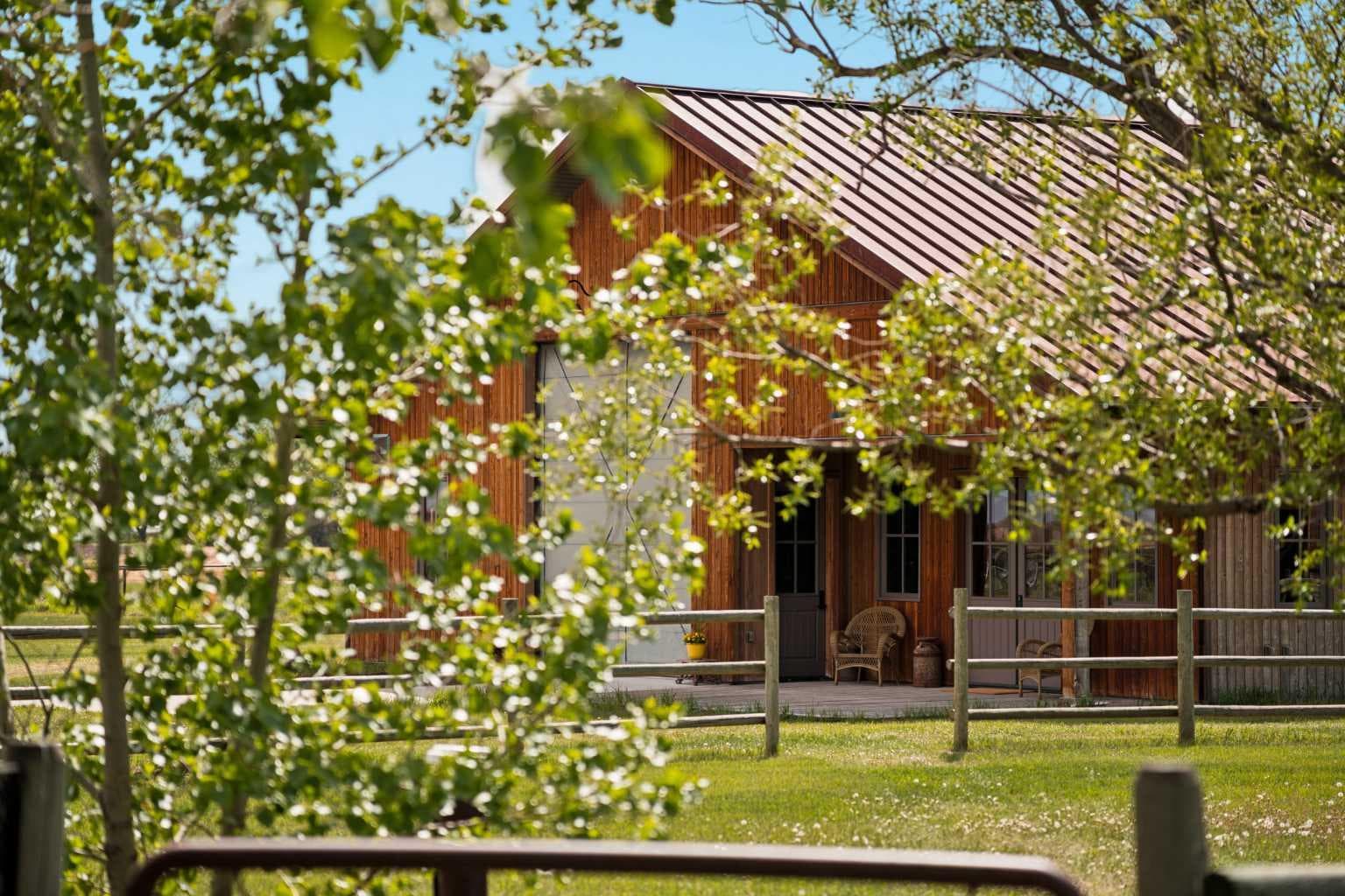 261074 Township Road 262  