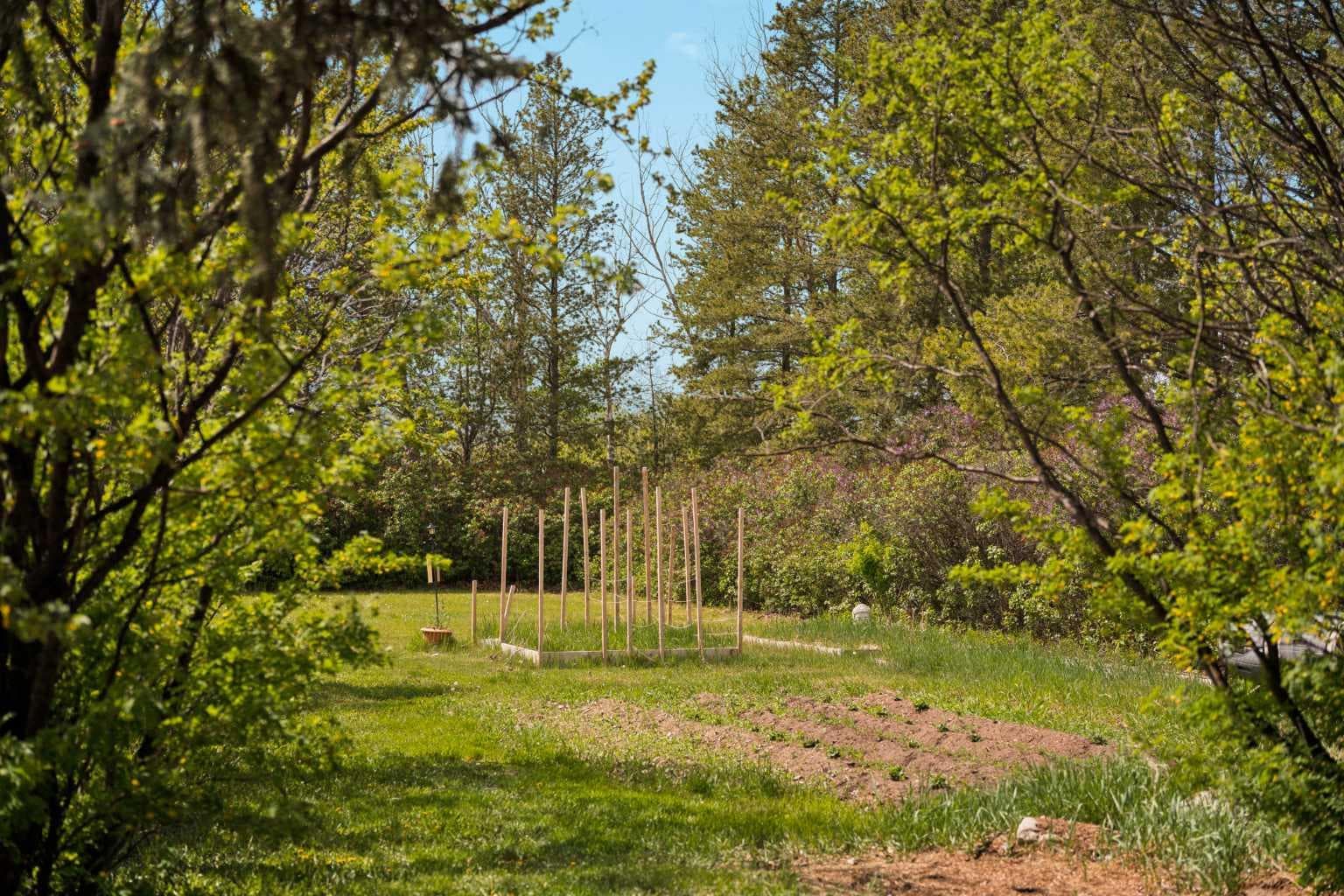 261074 Township Road 262  